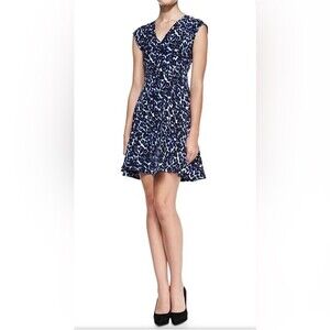 Rebecca Taylor Lynx-Print Flared V-Neck Mini Dress.Cap sleeve sheath. Size 10